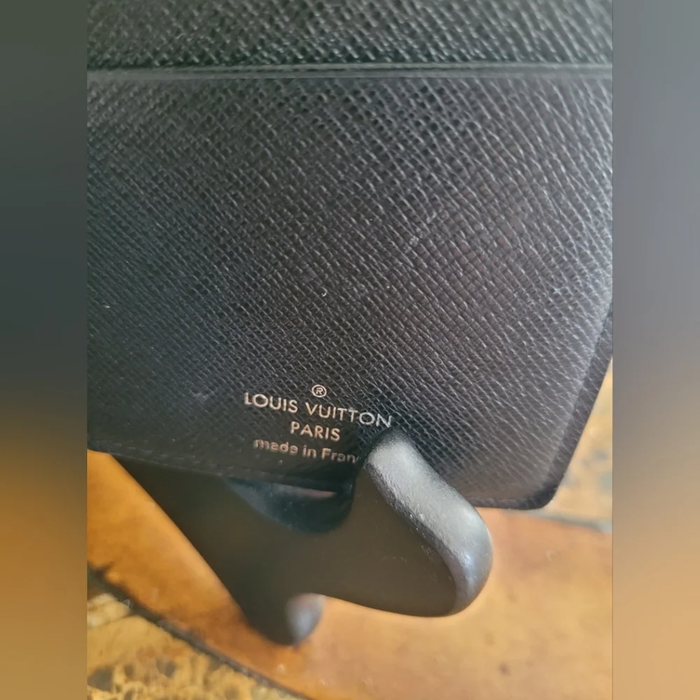 LOUIS VUITTON GRAPHITE LONG Wallet - Picture 8 of 9
